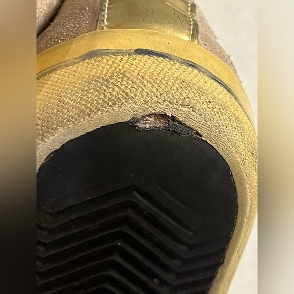 GOLDEN GOOSE V-Star Suede Upper Laminated Star Men Sneaker in Taupe - Picture 14 of 16